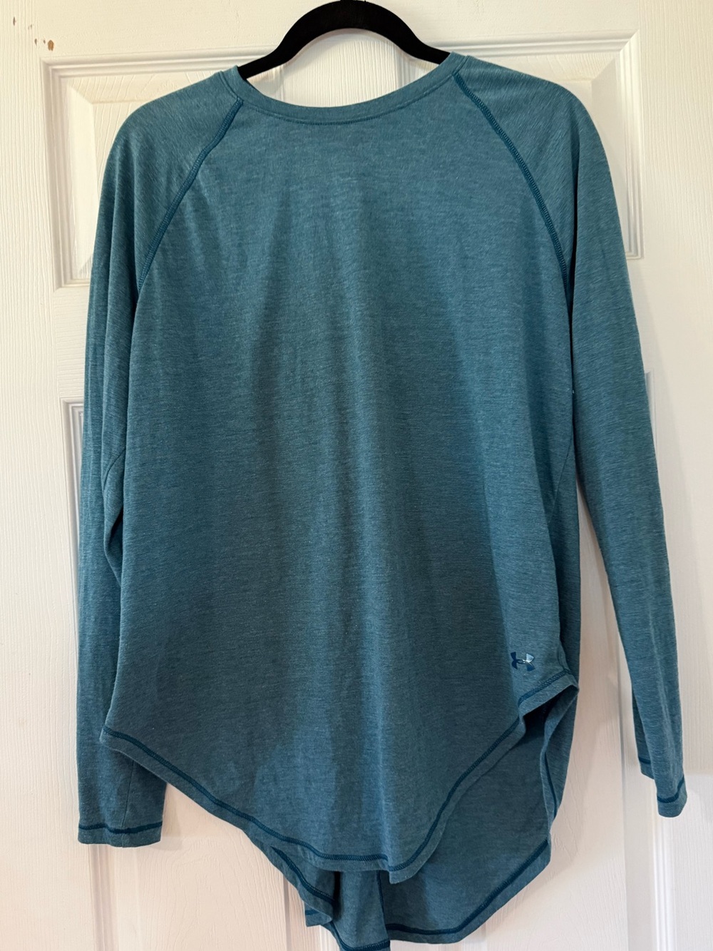 🩷 Under Armour Women’s Teal Crewneck Performance Long Sleeve-XL